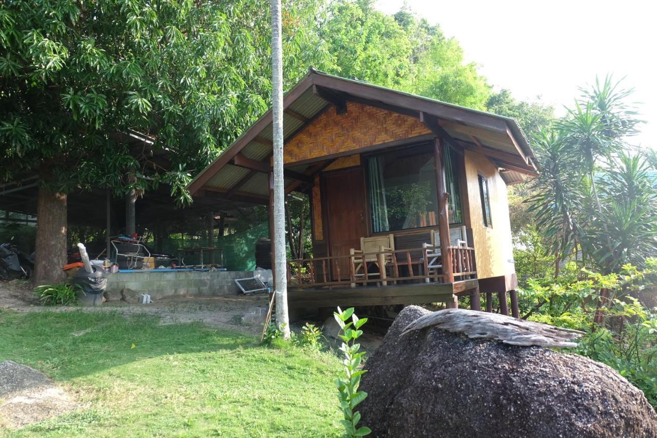 Lucky Resort Haad Yao Exterior photo
